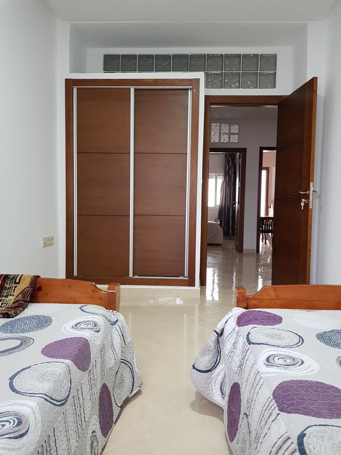 Appartement Au Centre De Martil Luaran gambar